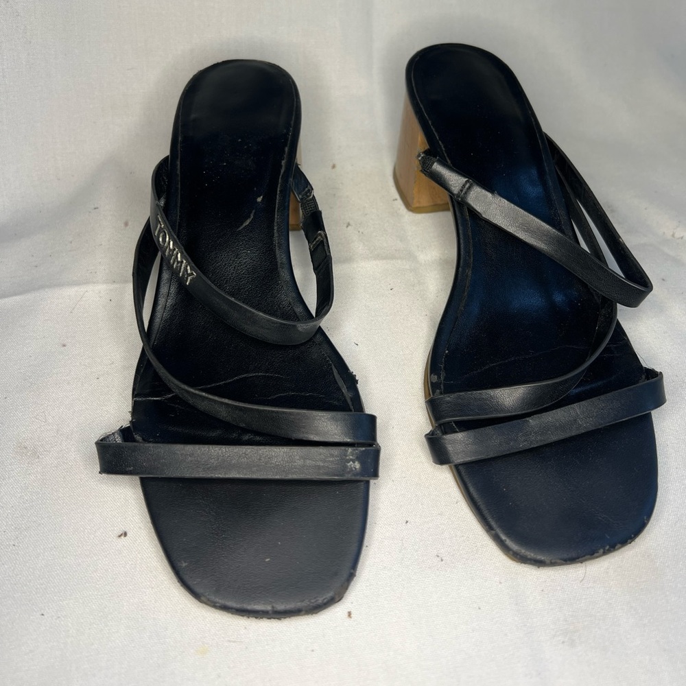 Black Tommy Hilfiger sandals